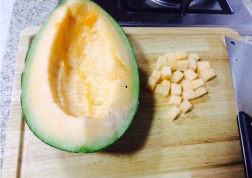 吃鸭肉哈密瓜,夏日清爽美食新体验