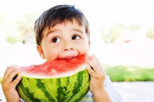 梦见吃瓜都臭了,吃瓜变臭的神秘启示