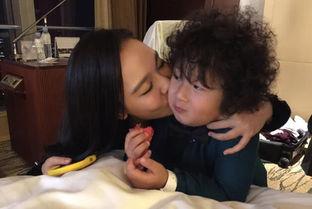 轩轩吃瓜视频,揭秘娱乐圈幕后故事