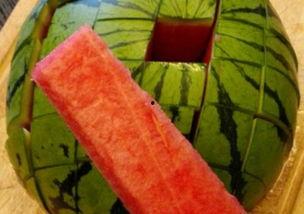 迪拜人吃瓜视频,瓜果飘香，尽享异国风味