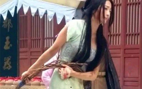 横店吃瓜趣事,揭秘明星幕后吃瓜趣事