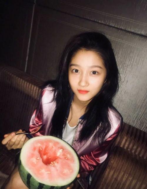 韩国深夜吃瓜视频